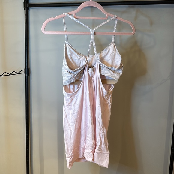 Lululemon Let It Loose Tank - Picture 3 of 5